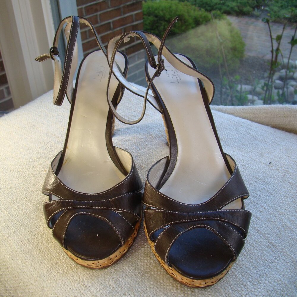 Ann Taylor Brown Rattan Open Toe platform sandals, Size 10 - Picture 2 of 9